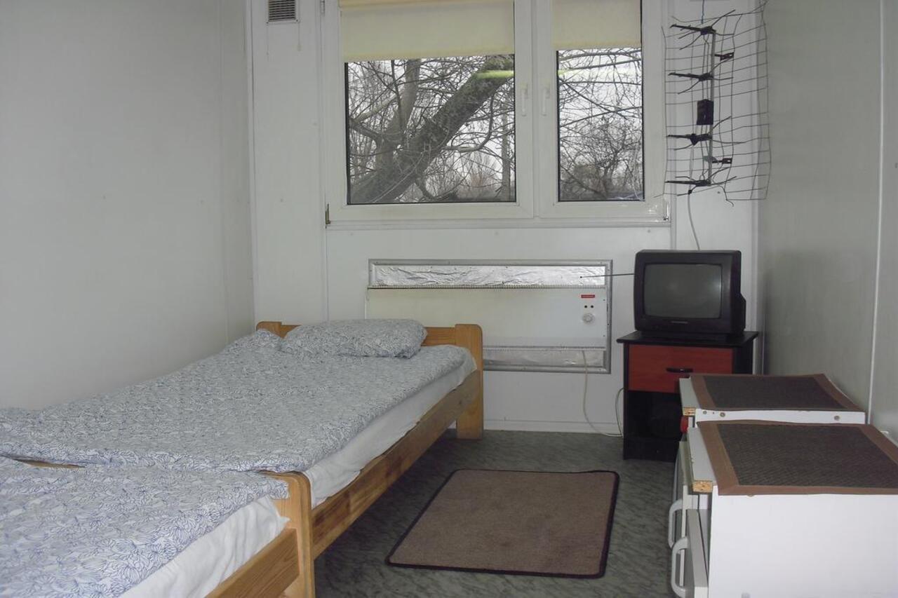 Hostel Metro Warsaw Luaran gambar